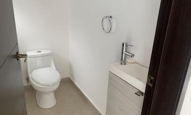 VENTA DE CASA EN CONDOMINIO CON RECÁMARA EN PLANTA BAJA EN EL ZAPOTE, JIUTEPEC
