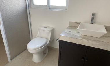 VENTA DE CASA EN CONDOMINIO CON RECÁMARA EN PLANTA BAJA EN EL ZAPOTE, JIUTEPEC