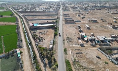 Terreno de 5,000 m² en Carretera Chiclayo - San José | Esquina y filo de pista