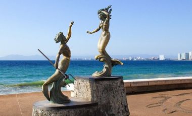 PRECIOSA Y AMPLIA CASA, EXCELENTE UBICACIÓN EN PUERTO VALLARTA, ¡¡¡A UNOS PASOS DE LA PLAYA!!! -NO CRÉDITOS-