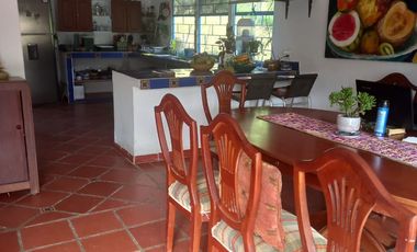 VENTA FINCA ANOLAIMA AMOBLADA