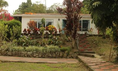 VENTA FINCA ANOLAIMA AMOBLADA