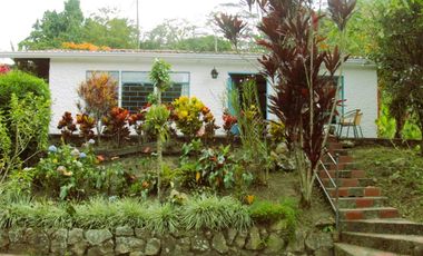 VENTA FINCA ANOLAIMA AMOBLADA
