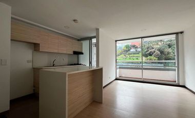 48229 Apartamento en arriendo en el sector El Trianon, Envigado