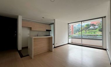 48229 Apartamento en arriendo en el sector El Trianon, Envigado