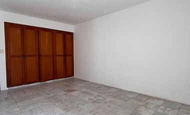 Casa en renta en Las Quintas BR1