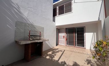 Casa en renta en Las Quintas BR1
