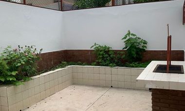 Casa en renta en Las Quintas BR1