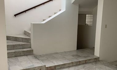 Casa en renta en Las Quintas BR1