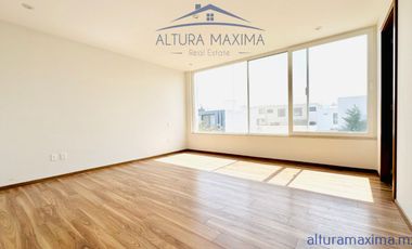 Casa En Renta El Bajío Habitat Zapopan