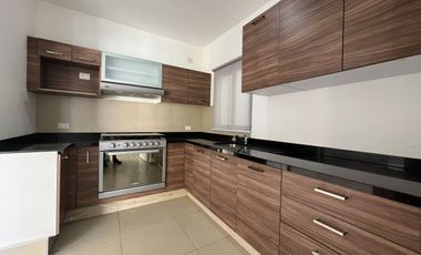 CASA EN RENTA VISTA BOSQUES OCOYOACAC MODELO ROBLE