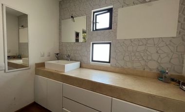 CASA EN RENTA VISTA BOSQUES OCOYOACAC MODELO ROBLE