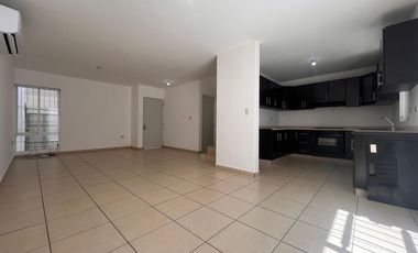 Casa en renta en Interlomas A1