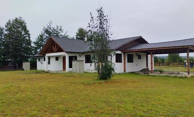 Hermosa Casa en Parcela a 10 mnts, de Villarrica (El Sauce)