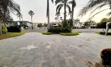 Casa en venta, sector Samborondon