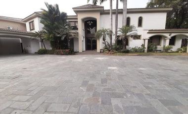 Casa en venta, sector Samborondon