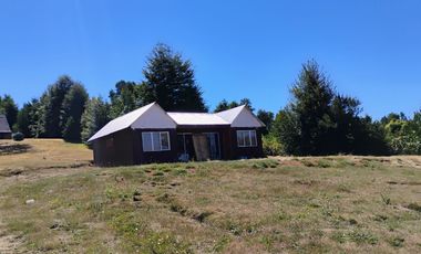 Hermosa Casa en Parcela a 10 mnts.de Vrca. (Los Guindos)