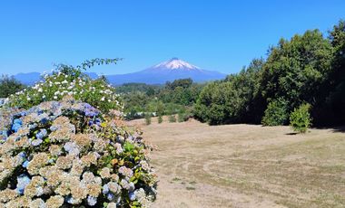 Hermosa Casa en Parcela a 10 mnts.de Vrca. (Los Guindos)