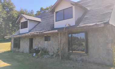 Hermosa Casa en Parcela a 10 mnts.de Vrca. (Los Guindos)