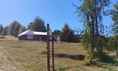 Hermosa Casa en Parcela a 10 mnts.de Vrca. (Los Guindos)