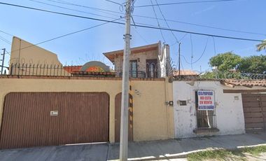 EXCELENTE CASA CON GRAN UBICACION Y GRAN PLUSVALIA AL ADQUIRIRLA MEDIANTE REMATE BANCARIO APROVECHA!!!