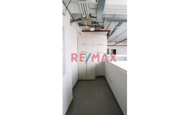 Se Vende Oficina Súper Céntrica - Sta Catalina