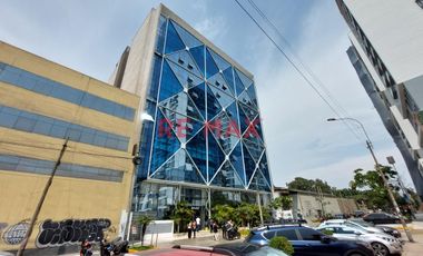 Se Vende Oficina Súper Céntrica - Sta Catalina