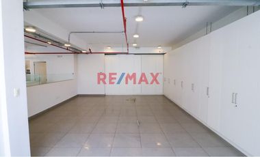 Se Vende Oficina Súper Céntrica - Sta Catalina