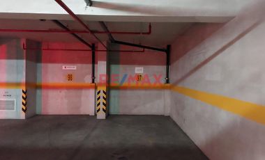 Se Vende Oficina Súper Céntrica - Sta Catalina