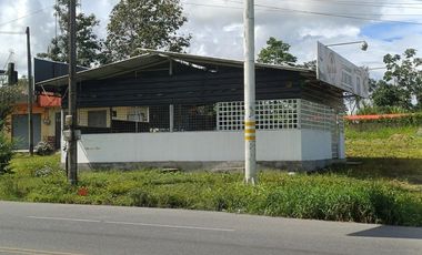 SE VENDE LOCAL COMERCIAL, TERRENO 350 M² LA INDEPENDENCIA - QUININDÉ - ESMERALDAS - ECUADOR