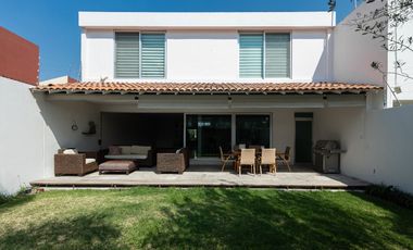 CASA EN PUERTA PARAISO