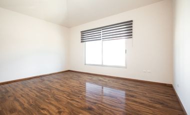 CASA EN PUERTA PARAISO