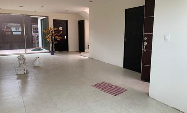 VENTA CASA/SALON LINDAVISTA