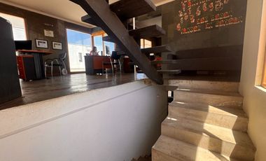 SE VENDE casa con exclusivo diseño en hormigon y fierro Avda El santo 3417 La serena