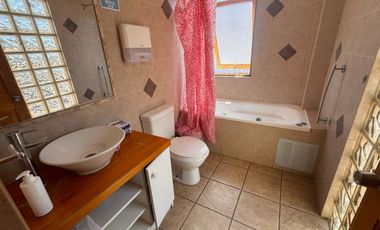 SE VENDE casa con exclusivo diseño en hormigon y fierro Avda El santo 3417 La serena