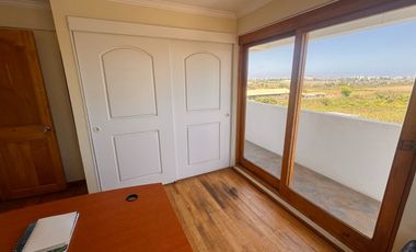 SE VENDE casa con exclusivo diseño en hormigon y fierro Avda El santo 3417 La serena