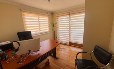 SE VENDE casa con exclusivo diseño en hormigon y fierro Avda El santo 3417 La serena