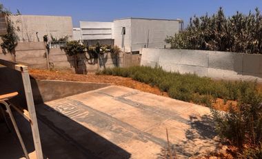 SE VENDE casa con exclusivo diseño en hormigon y fierro Avda El santo 3417 La serena