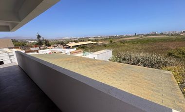 SE VENDE casa con exclusivo diseño en hormigon y fierro Avda El santo 3417 La serena