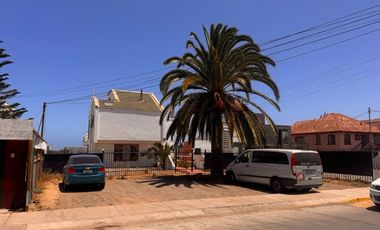 SE VENDE casa con exclusivo diseño en hormigon y fierro Avda El santo 3417 La serena