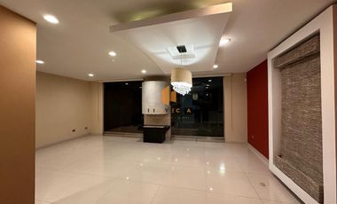 CASA EN RENTA EN ALTOZANO