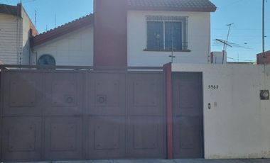 CASA EN VENTA EN EL CERRITO (EXCELENTE OPORTUNIDAD DE INVERSIÓN)