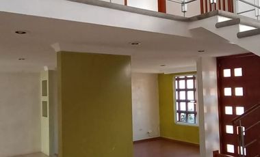 CASA EN VENTA EN EL CERRITO (EXCELENTE OPORTUNIDAD DE INVERSIÓN)