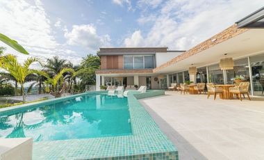 ALQUILER DE LINDA FINCA LA BOHEMIA EN COPACABANA LLAMANOS AL3004140104 DISPONIBLE PARA TEMPORADA!!
