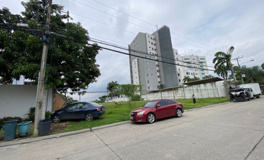 Terreno en venta en Urbanización Guayaquil Tenis, Samborondon