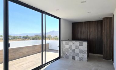 Se vende casa en Punto Sur
