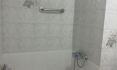 SE VENDE DEPTO EN EDIFICIO RESIDENTES.