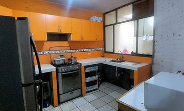 VENTA DE CASA  LOS ROBLES DE CONDEVILLA CARABAYLLO