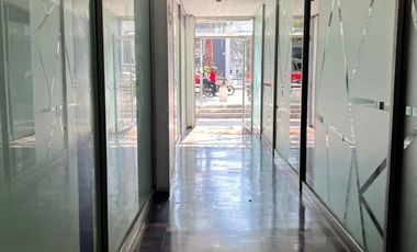 SE VENDE OFICINA Y/O DESPACHO, CONSULTORIO EN AVENIDA JUAREZ, ZONA ESMERALDA, PUEBLA
