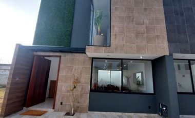 Venta de casa nueva a menos de 3 km de Explanada